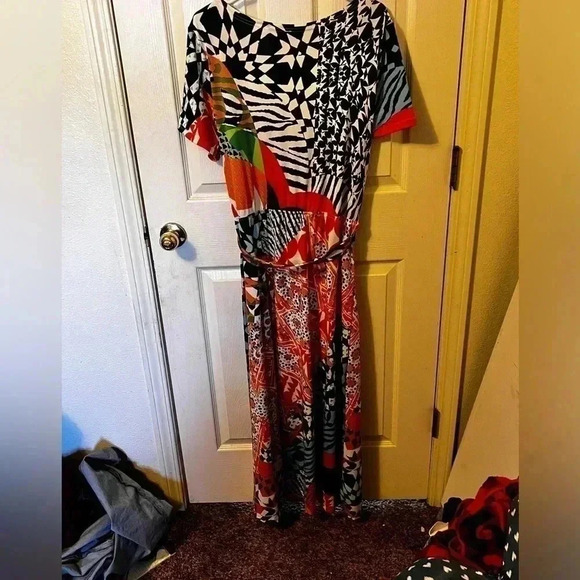 MAGIC abstract Print Maxi Low Cut  V Neck Dress 1X EUC Summer Artsy Spring Long - Picture 5 of 6